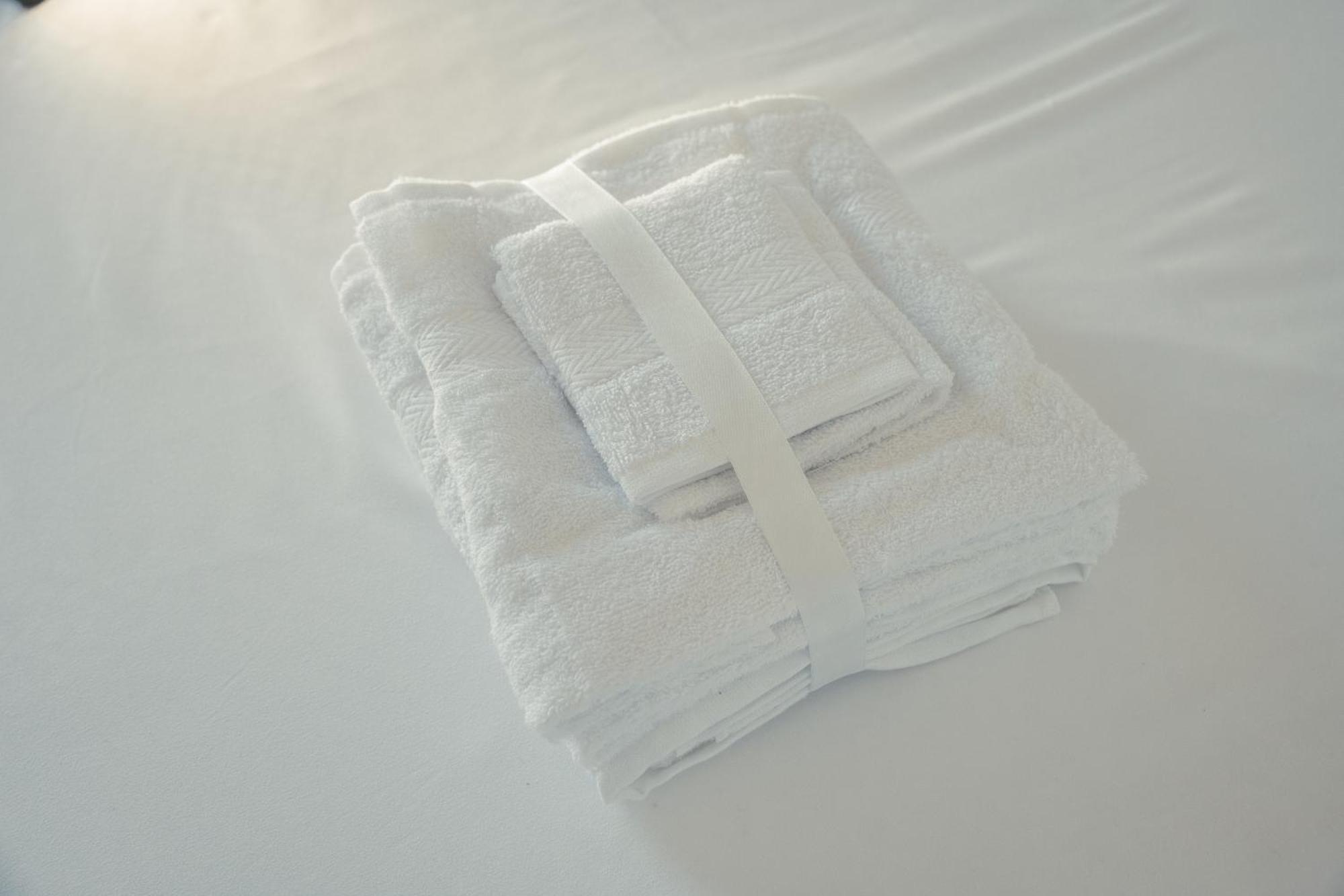 The Spacious With 3 Bedrooms And Private Parking Apartamento